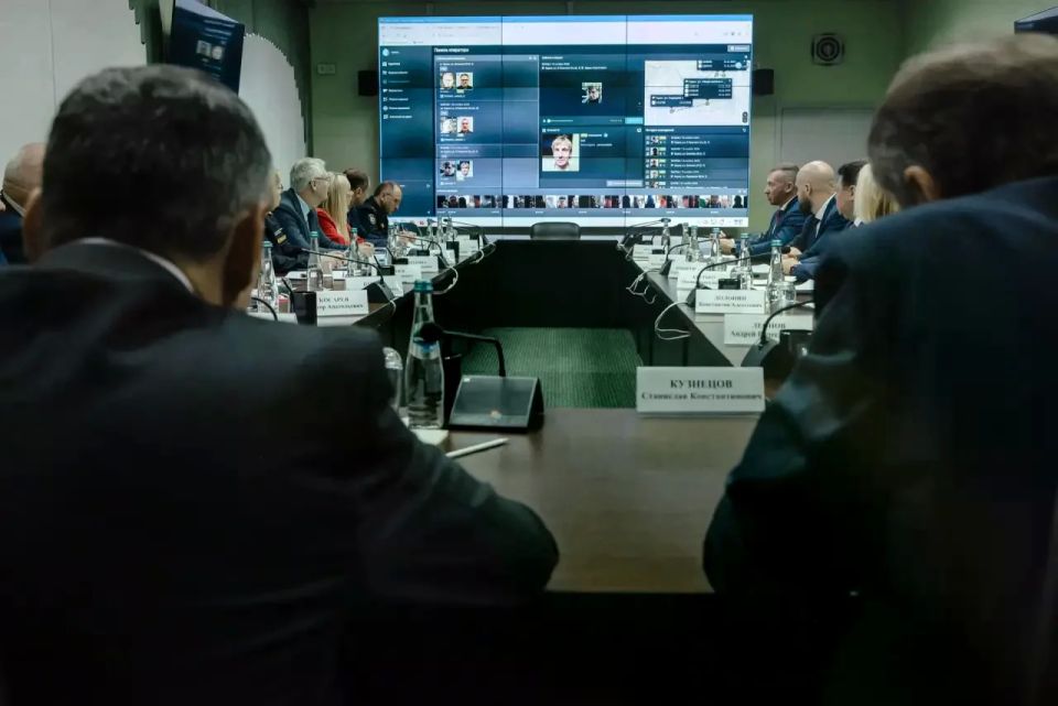 В канун ПМЭФ 2026 года губернатор Александр Хинштейн рассказал о ключевых проектах, которые уже реализуются в регионе В канун ПМЭФ 2026 года губернатор Александр Хинштейн рассказал о ключевых проектах, которые уже реализуются в регионе