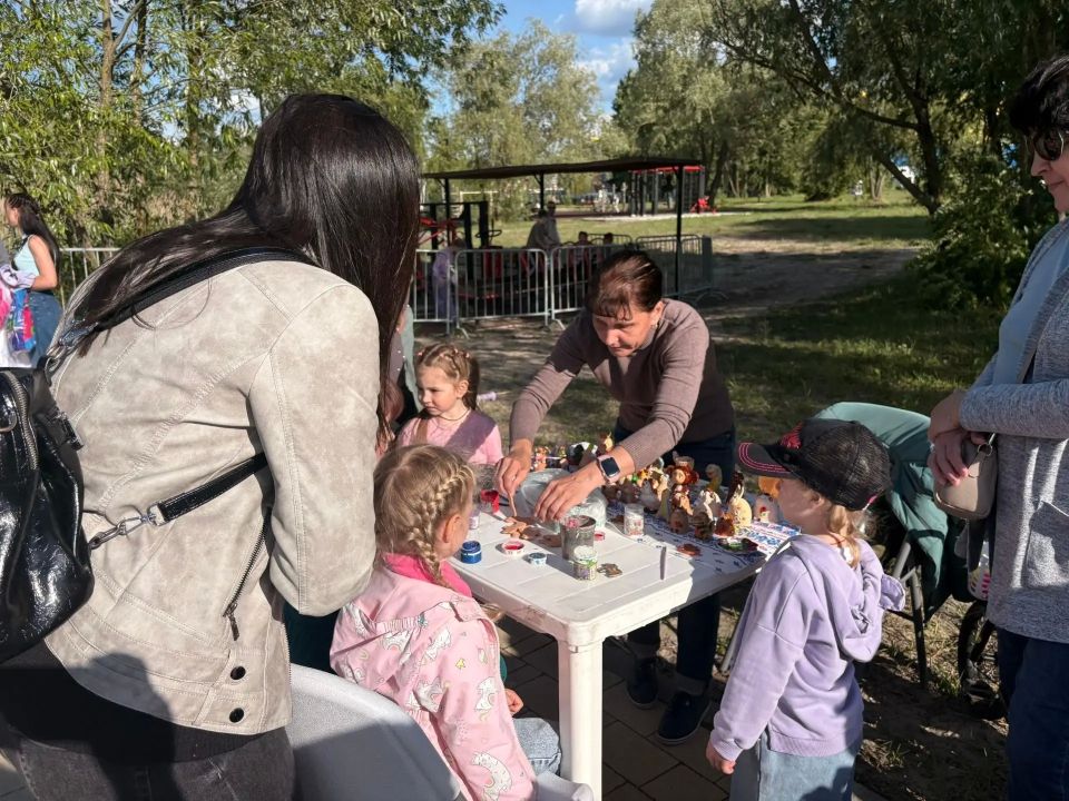 1 июня в 17:00 в парке культуры и отдыха «Тёплый берег-2» прошёл яркий Фестиваль «Берег детства», посвящённый Дню защиты детей 1 июня в 17:00 в парке культуры и отдыха «Тёплый берег-2» прошёл яркий Фестиваль «Берег детства», посвящённый Дню защиты детей