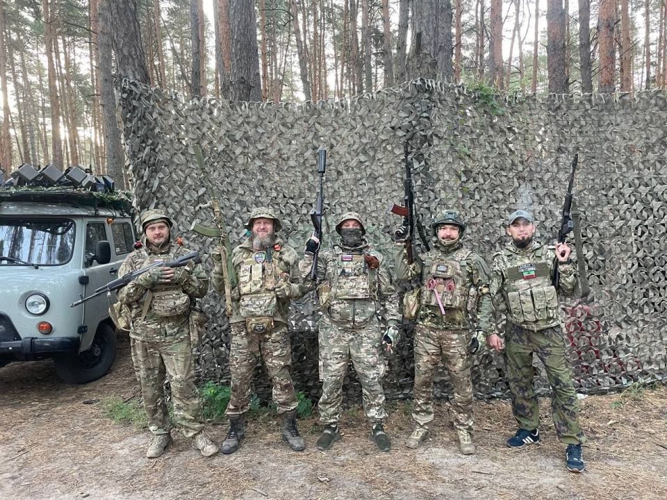 Спецназ «АХМАТ» МО РФ.. Батальон «Ваха» Спецназ «АХМАТ» МО РФ.. Батальон «Ваха»