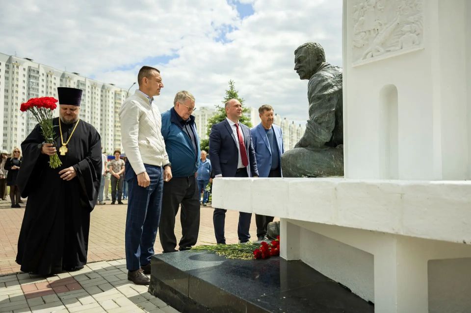 Сегодня исполнилось 20 лет со дня ухода из жизни народного художника Российской Федерации, скульптора Вячеслава Михайловича Клыкова — автора выдающихся произведений монументального искусства, ставших частью культурного...