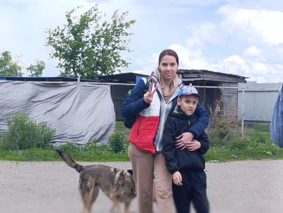 Волонтёрский отряд «МЫ» (руководитель Агапова Диана Александровна) в рамках Всероссийской недели семьи «7ЯФест» организовал акцию «Семейный патруль» Волонтёрский отряд «МЫ» (руководитель Агапова Диана Александровна) в рамках Всероссийской недели семьи «7ЯФест» организовал акцию «Семейный патруль»
