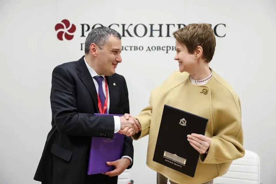 Курская область и фонд «Талант и успех» подписали соглашение о сотрудничестве на ПМЭФ-2026 Курская область и фонд «Талант и успех» подписали соглашение о сотрудничестве на ПМЭФ-2026
