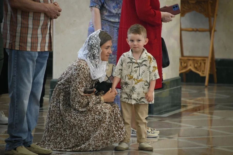В новом микрорайоне Атомград города Курчатова состоялось торжественное открытие и освящение Свято-Троицкого храма В новом микрорайоне Атомград города Курчатова состоялось торжественное открытие и освящение Свято-Троицкого храма
