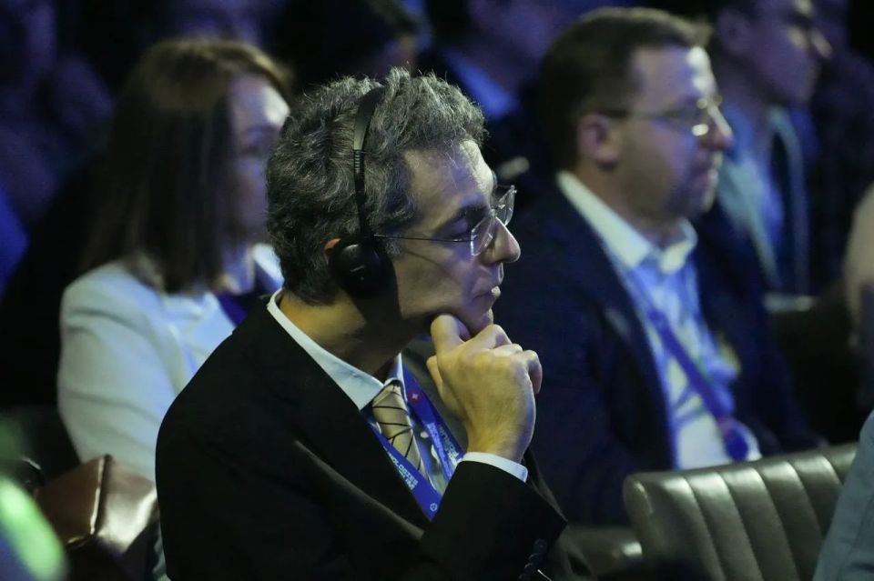 Валерий Фальков: Россия открыта к взаимодействию со странами БРИКС в области развития квантовых технологий Валерий Фальков: Россия открыта к взаимодействию со странами БРИКС в области развития квантовых технологий