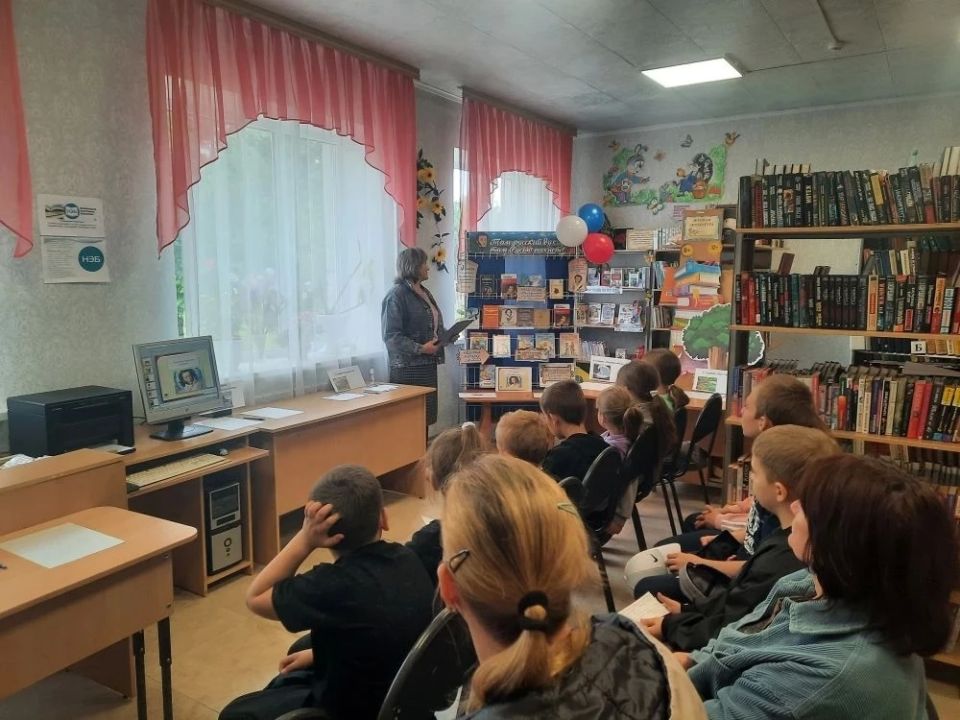 6 июня в день рождения великого русского поэта , основоположника современного русского литературного языка Александра Сергеевича Пушкина отмечается День руского языка 6 июня в день рождения великого русского поэта , основоположника современного русского литературного языка Александра Сергеевича Пушкина отмечается День руского языка