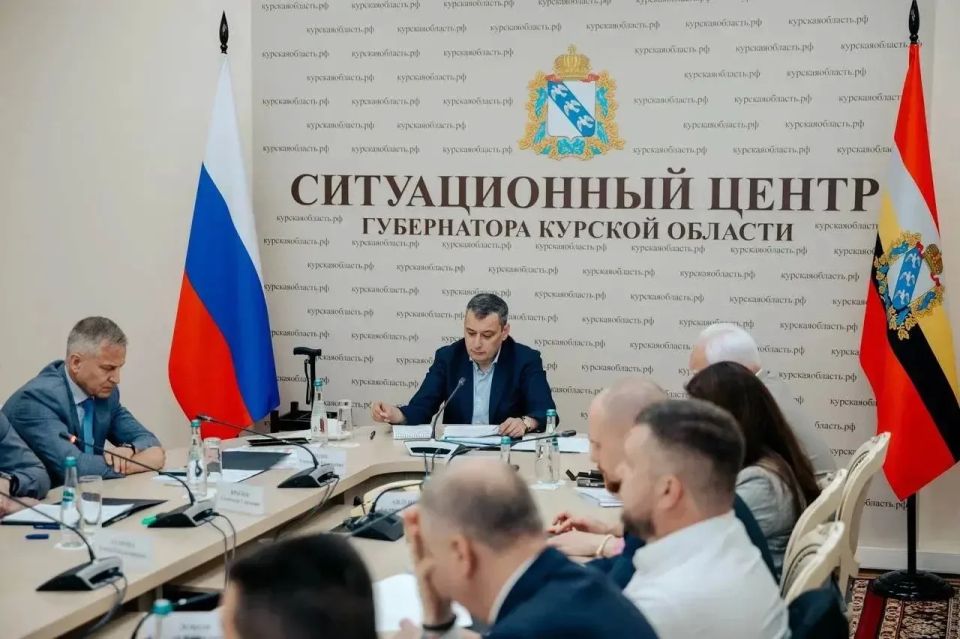 Сегодня состоялось заседание Правительства Курской области под руководством губернатора Курской области Александра Евсеевича Хинштейна