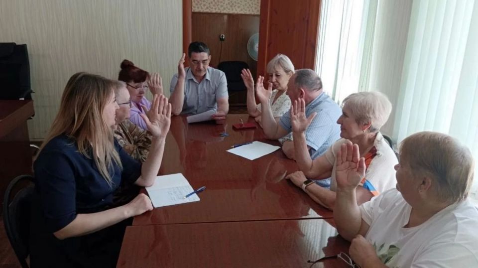 В Администрации города Фатежа состоялось заседание комиссии по подведению итогов конкурса по благоустройству на лучший двор В Администрации города Фатежа состоялось заседание комиссии по подведению итогов конкурса по благоустройству на лучший двор
