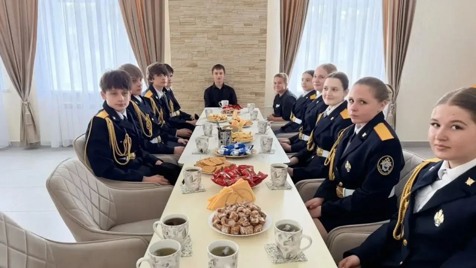 Молодёжный союз «Юный следователь» провёл серию благотворительных и просветительских мероприятий по всей России Молодёжный союз «Юный следователь» провёл серию благотворительных и просветительских мероприятий по всей России