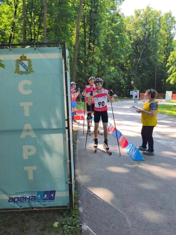 В Курской области завершились чемпионат и первенство по лыжероллерам В Курской области завершились чемпионат и первенство по лыжероллерам