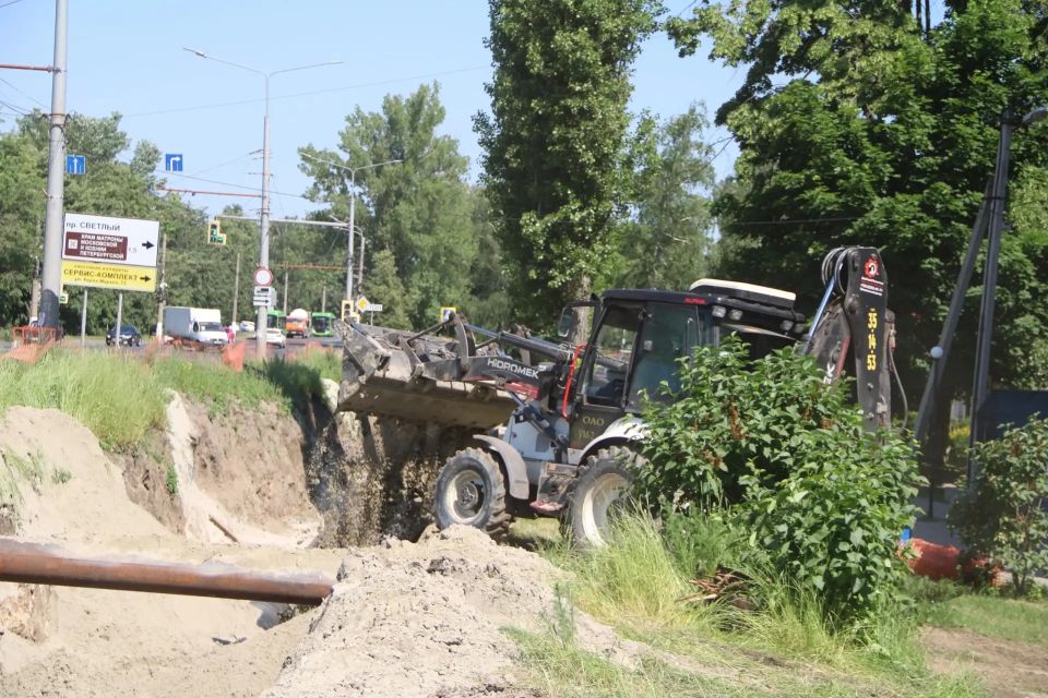 В Курске проложили 810 метров труб для подключения новых домов на Карла Маркса В Курске проложили 810 метров труб для подключения новых домов на Карла Маркса