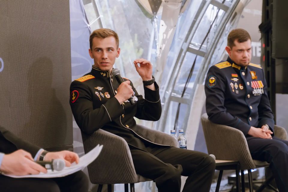 В Рязанской области под патронатом полномочного представителя Президента РФ в Центральном федеральном округе Игоря Щеголева состоялся военно-патриотический форум молодежи ЦФО «Студенческий спецназ» В Рязанской области под патронатом полномочного представителя Президента РФ в Центральном федеральном округе Игоря Щеголева состоялся военно-патриотический форум молодежи ЦФО «Студенческий спецназ»