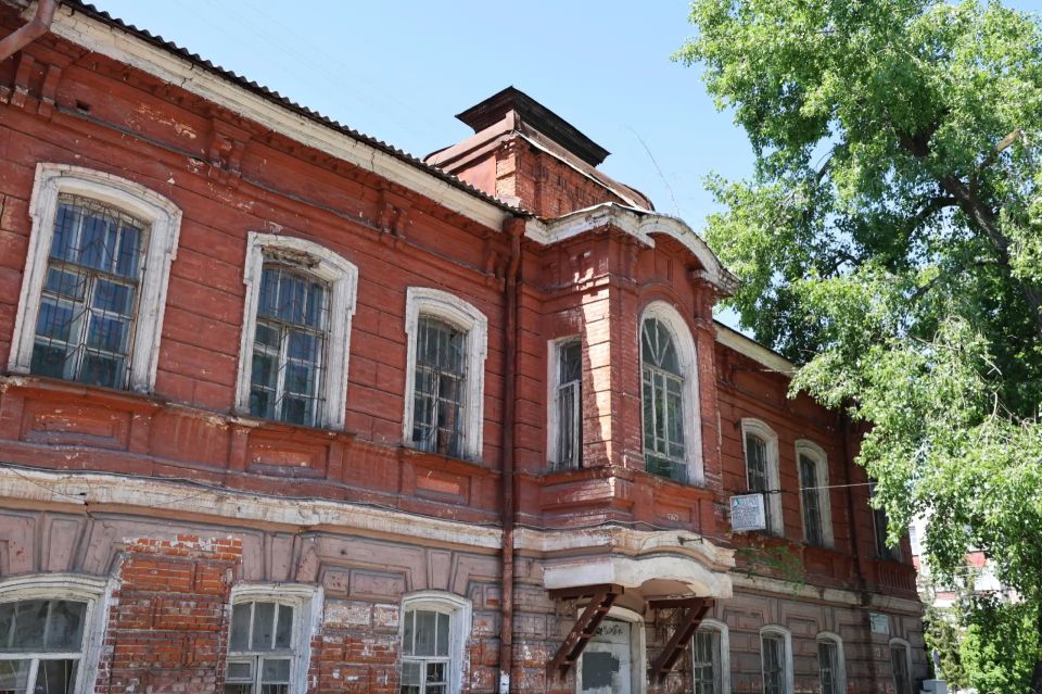 В Курске собственника «Дома купца Горяинова» обязали срочно начать ремонт В Курске собственника «Дома купца Горяинова» обязали срочно начать ремонт