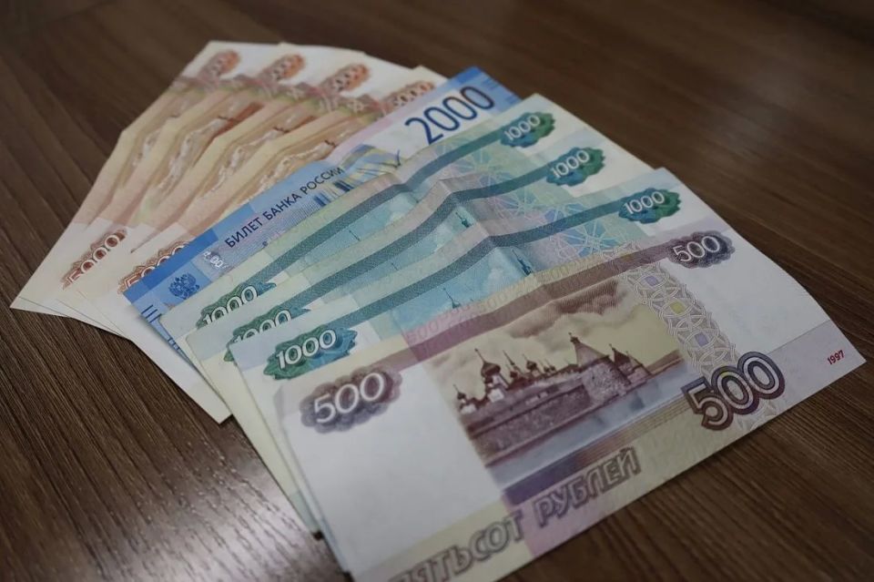 У курской пенсионерки гадалки украли около миллиона рублей