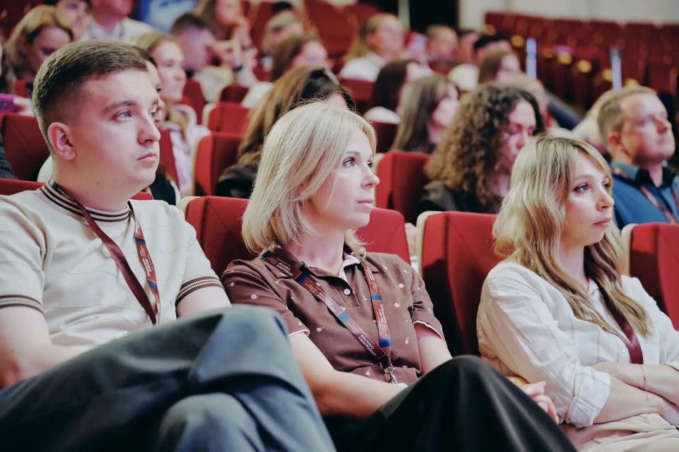 Время новых идей. Команда Курской области работает на программе «Проводники смыслов Время новых идей. Команда Курской области работает на программе «Проводники смыслов