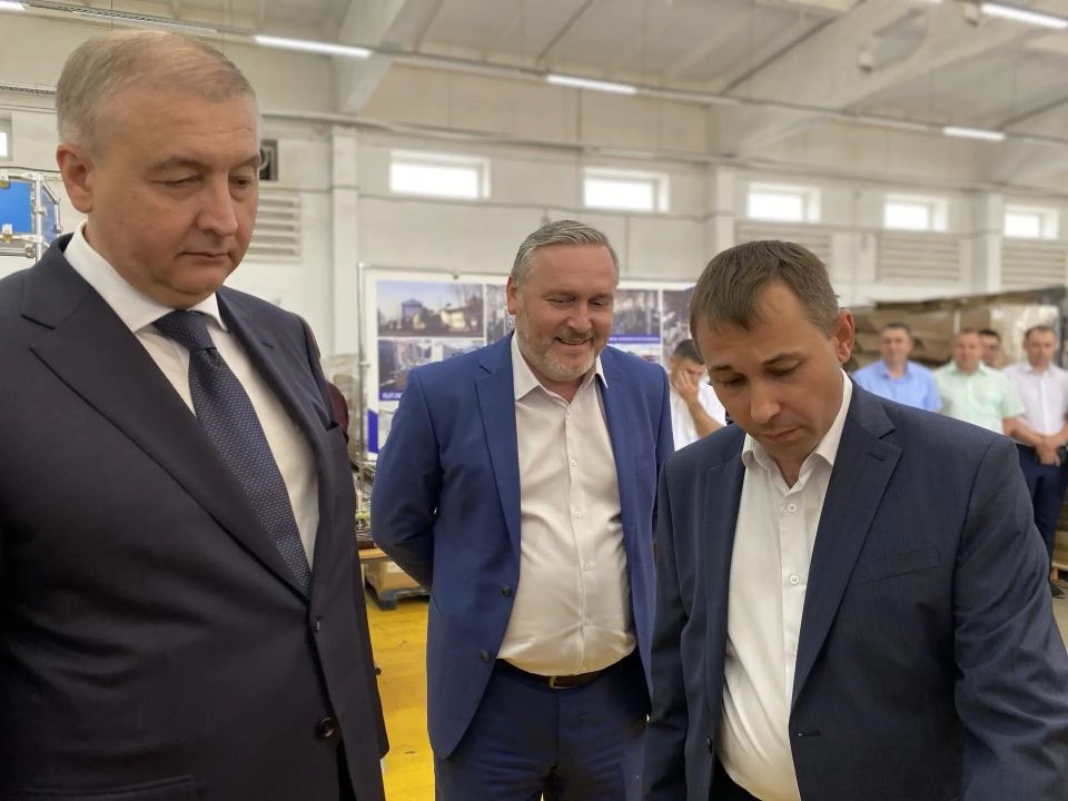 Можно разрушить здание, но не само предприятие и не веру людей Можно разрушить здание, но не само предприятие и не веру людей