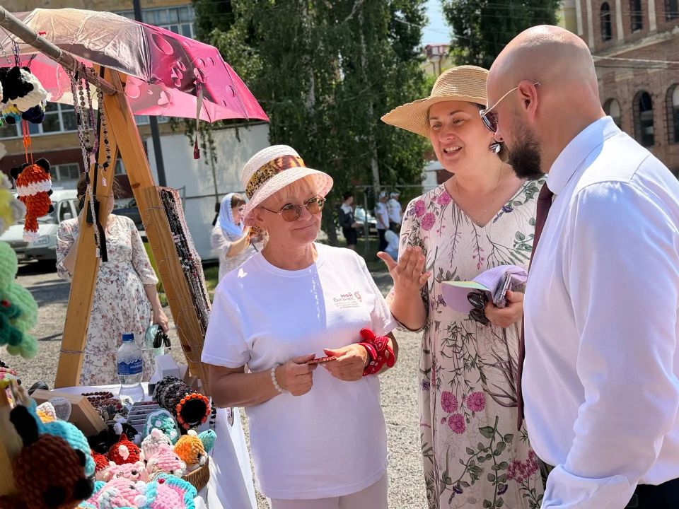 Глава Курска Евгений Маслов посетил фестиваль «Полугора Глава Курска Евгений Маслов посетил фестиваль «Полугора