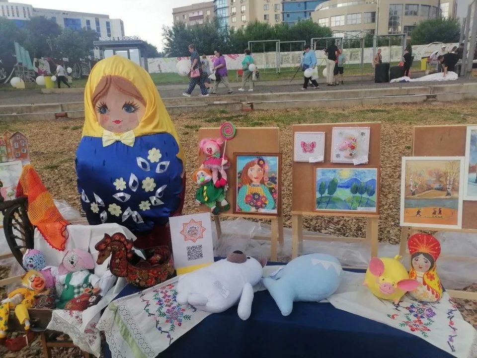 Куряне отмечают День России на Полугоре Куряне отмечают День России на Полугоре