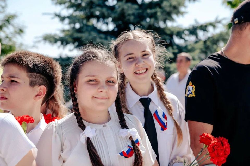 Александр Хинштейн: Сегодня — наш день. День России Александр Хинштейн: Сегодня — наш день. День России