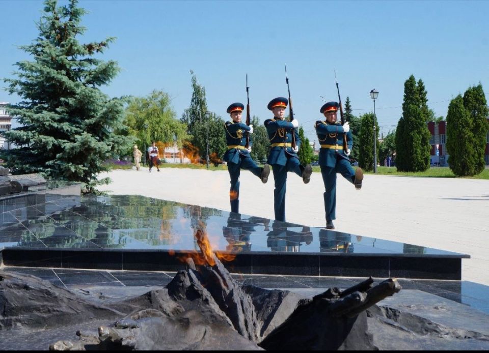 Ольга Германова: У россиян есть две святыни - Родина и Мать! Ольга Германова: У россиян есть две святыни - Родина и Мать!