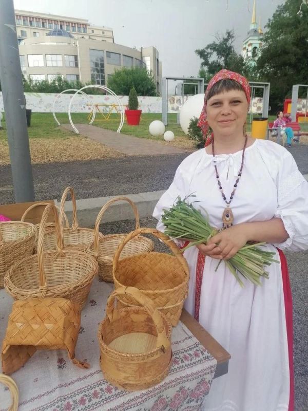 Куряне отмечают День России на Полугоре Куряне отмечают День России на Полугоре