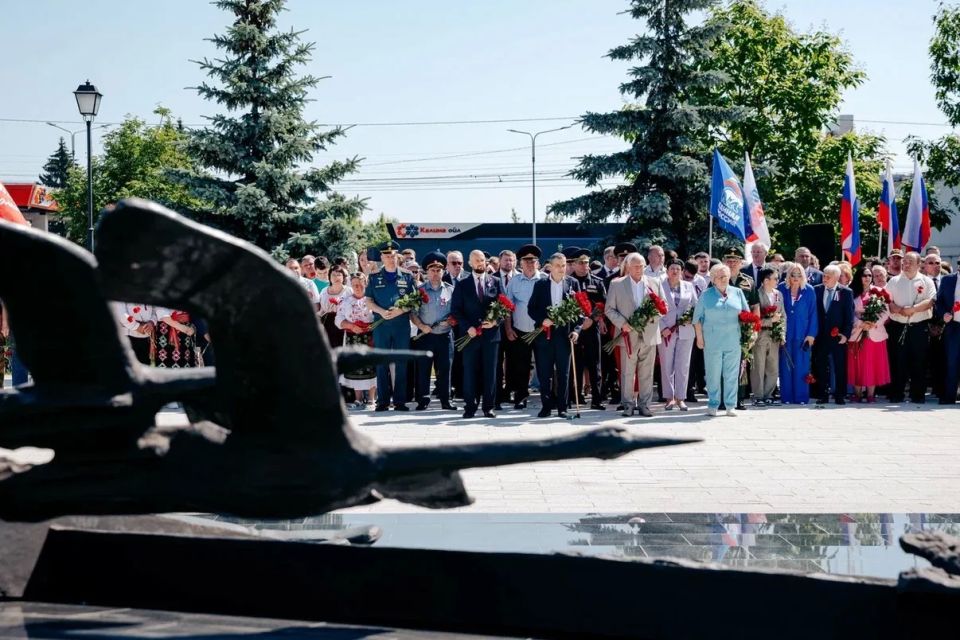 Александр Хинштейн: Сегодня — наш день. День России Александр Хинштейн: Сегодня — наш день. День России