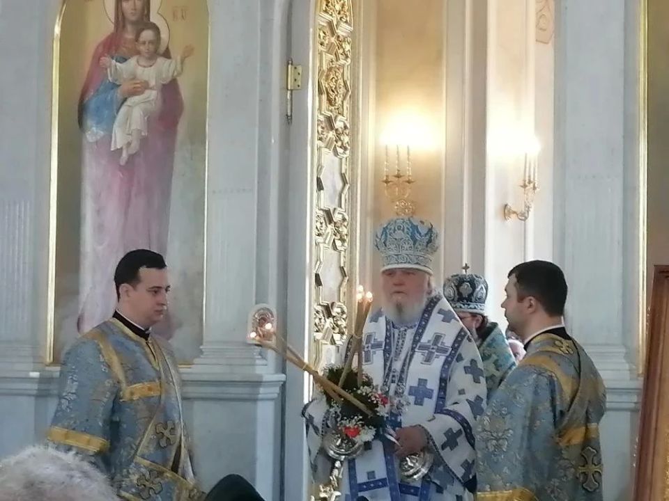 Икону Божией Матери Курскую Коренную доставят в летнюю резиденцию в Свободе Икону Божией Матери Курскую Коренную доставят в летнюю резиденцию в Свободе