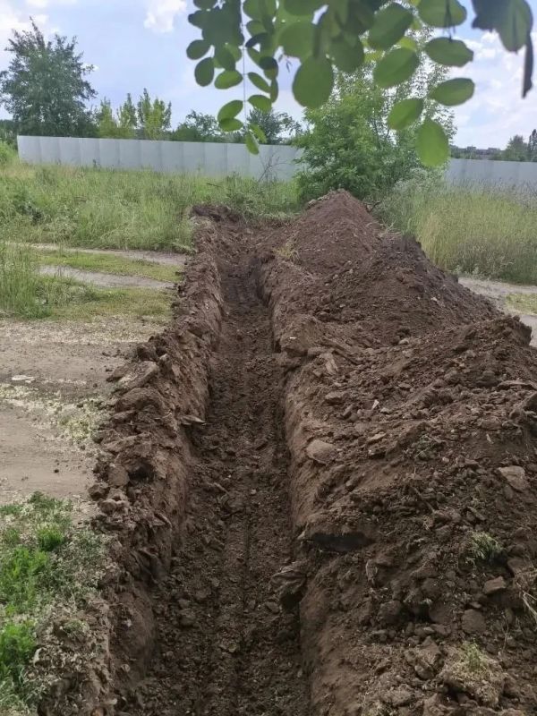 В Железнодорожном округе Курска ликвидируют незаконную свалку В Железнодорожном округе Курска ликвидируют незаконную свалку