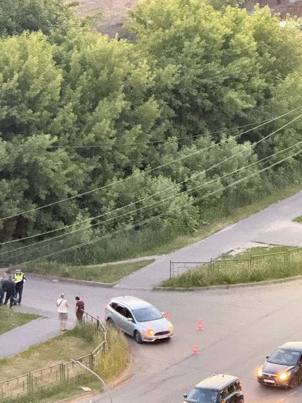 В Курске женщина на «Форд Фокус» сбила 9-летнего ребенка В Курске женщина на «Форд Фокус» сбила 9-летнего ребенка