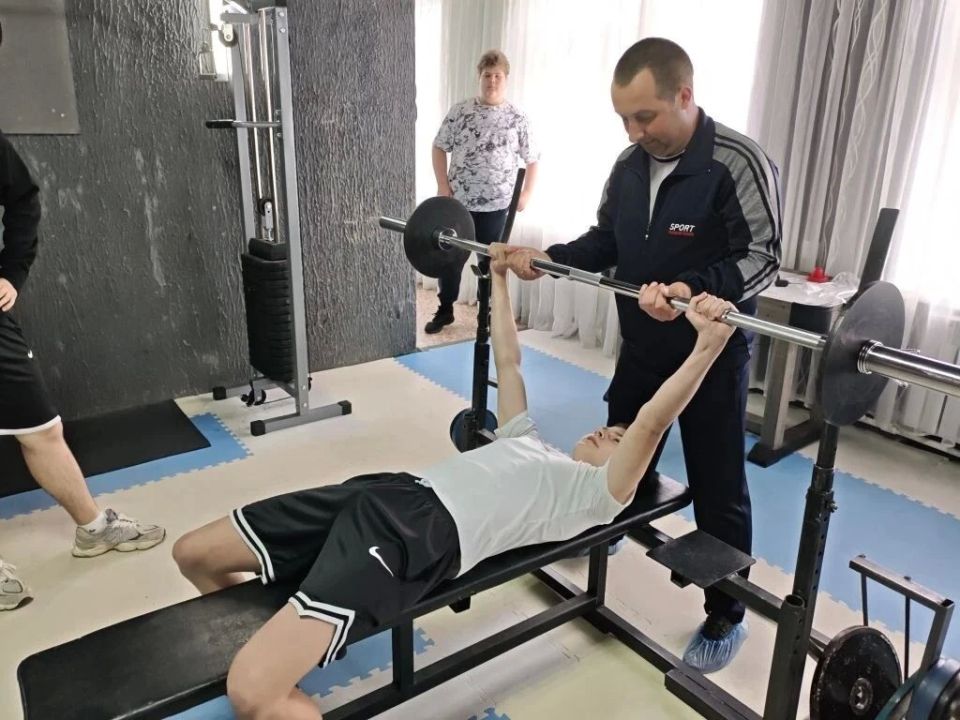 При поддержке национального проекта «Семья», инициированного Президентом Российской Федерации Владимиром Путиным на базе Щигровского центра соцпомощи «Импульс» создан и успешно функционирует подростковый клуб «Поколение... При поддержке национального проекта «Семья», инициированного Президентом Российской Федерации Владимиром Путиным на базе Щигровского центра соцпомощи «Импульс» создан и успешно функционирует подростковый клуб «Поколение...