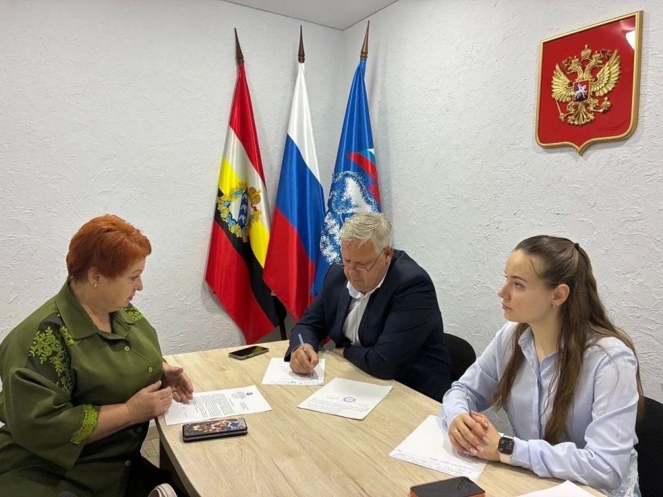 Продолжается работа депутатов регионального парламента над решением проблем избирателей, озвученных в ходе личных приемов и рабочих встреч Продолжается работа депутатов регионального парламента над решением проблем избирателей, озвученных в ходе личных приемов и рабочих встреч