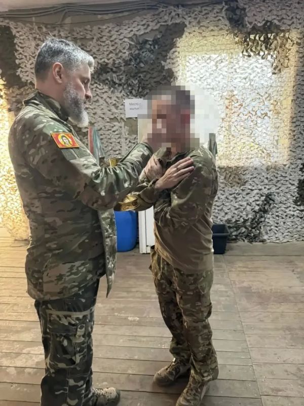 По благословению Преосвященнейшего епископа Паисия, настоятель храма Благовещения Пресвятой Богородицы села Миленино, иерей Виталий Самбурский, посетил наших бойцов, которые сейчас выполняют важные задачи в рамках... По благословению Преосвященнейшего епископа Паисия, настоятель храма Благовещения Пресвятой Богородицы села Миленино, иерей Виталий Самбурский, посетил наших бойцов, которые сейчас выполняют важные задачи в рамках...