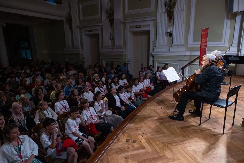 В Курске пройдет концерт «Лундстрем трио» в рамках проекта «Донбасский экспресс – 2026» В Курске пройдет концерт «Лундстрем трио» в рамках проекта «Донбасский экспресс – 2026»