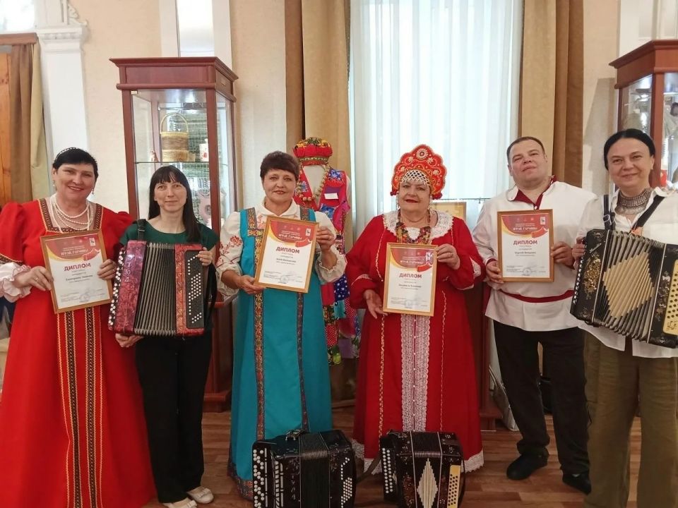 11 июня в Курске состоялся Областной фестиваль «Играй, гармонь!» — праздник народной музыки и традиций в рамках Года единства народов России!