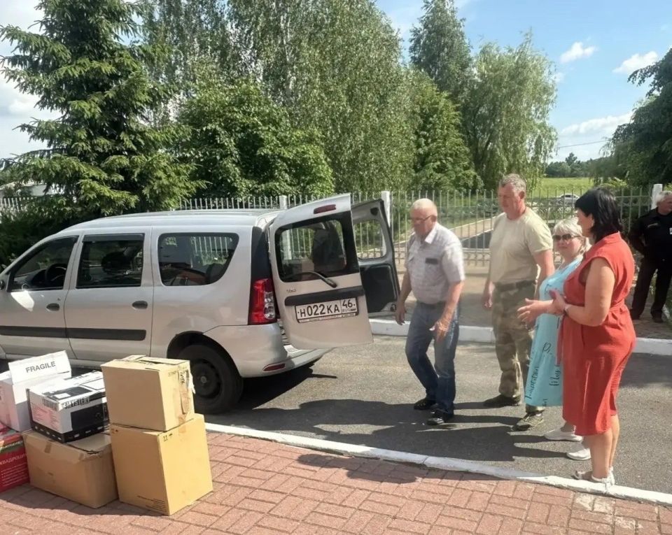 Администрация Железногорского района выражает искреннюю благодарность учебно–методическому центру военно–патриотического воспитания молодежи «Авангард» и лично директору Костикову Алексею Петровичу за оказанную... Администрация Железногорского района выражает искреннюю благодарность учебно–методическому центру военно–патриотического воспитания молодежи «Авангард» и лично директору Костикову Алексею Петровичу за оказанную...