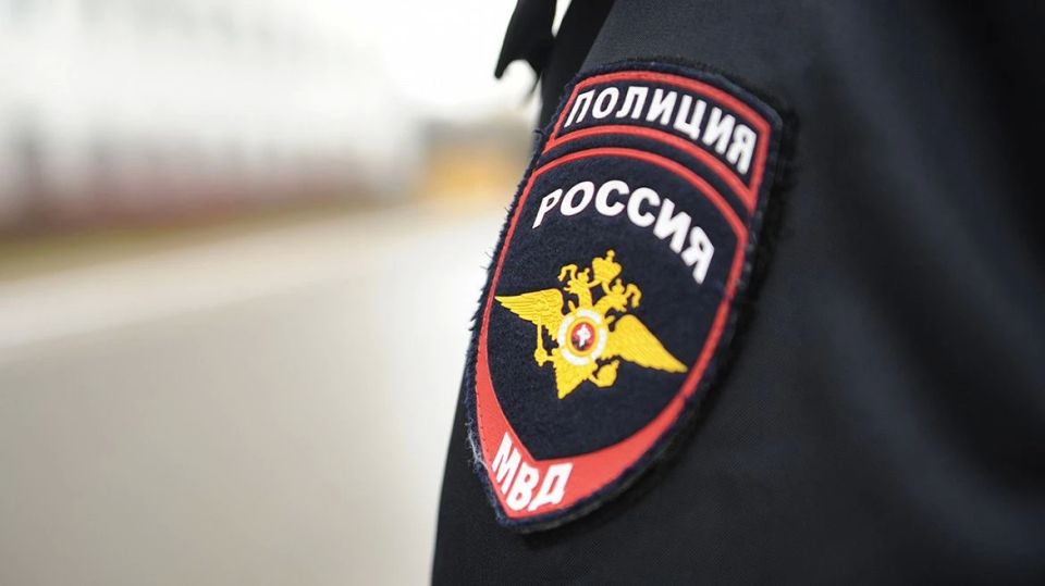 При расследовании одного уголовного дела о краже телефона сотрудники полиции вернули имущество троим курянам
