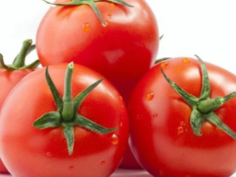 Вкусные помидоры в пикантной заправке: легкий способ преобразить блюда