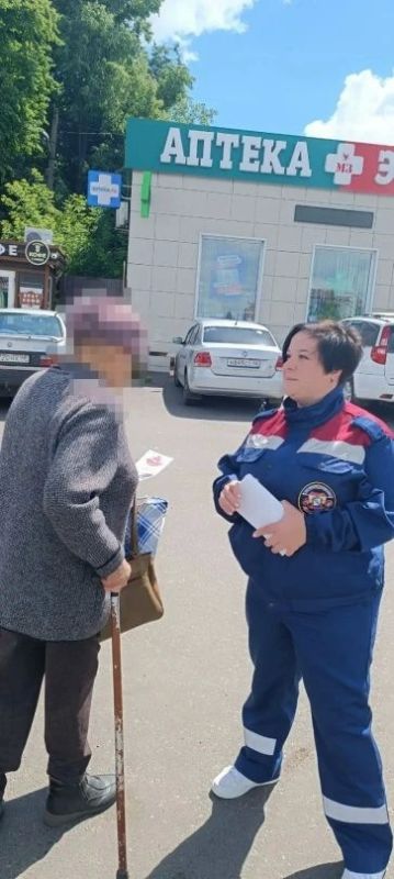 18 июня инструктором пожарной части Поныровского района Противопожарной службы комитета региональной безопасности Курской области Анжеликой Бирюковой был проведён пожарно-профилактический рейд в поселок.Поныри Поныровского... 18 июня инструктором пожарной части Поныровского района Противопожарной службы комитета региональной безопасности Курской области Анжеликой Бирюковой был проведён пожарно-профилактический рейд в поселок.Поныри Поныровского...