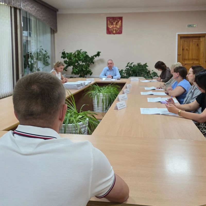 Сегодня в комитете прошла комиссия по социальным контрактам Сегодня в комитете прошла комиссия по социальным контрактам