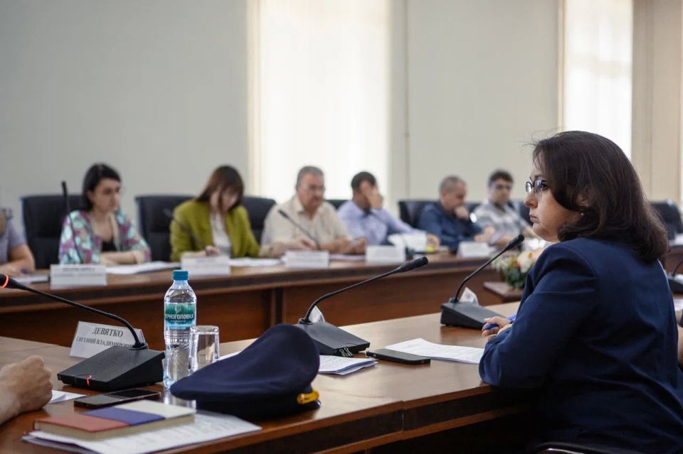 В Курске обсудили меры для снижения аварийности на дорогах В Курске обсудили меры для снижения аварийности на дорогах
