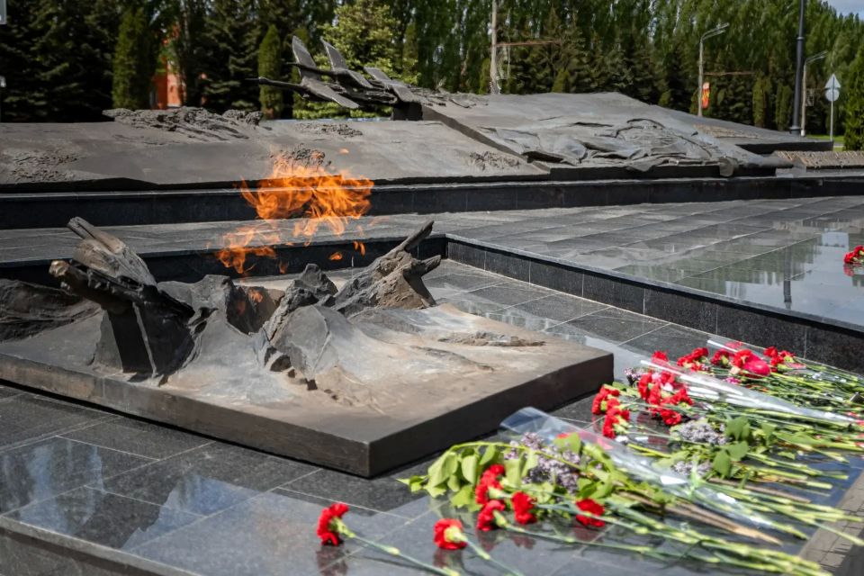 День памяти и скорби — памятная дата в России, которая отмечается ежегодно 22 июня