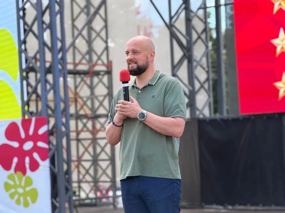 На Полугоре сегодня было весело и душевно! Стартовал фестиваль «Когда поёт душа» На Полугоре сегодня было весело и душевно! Стартовал фестиваль «Когда поёт душа»