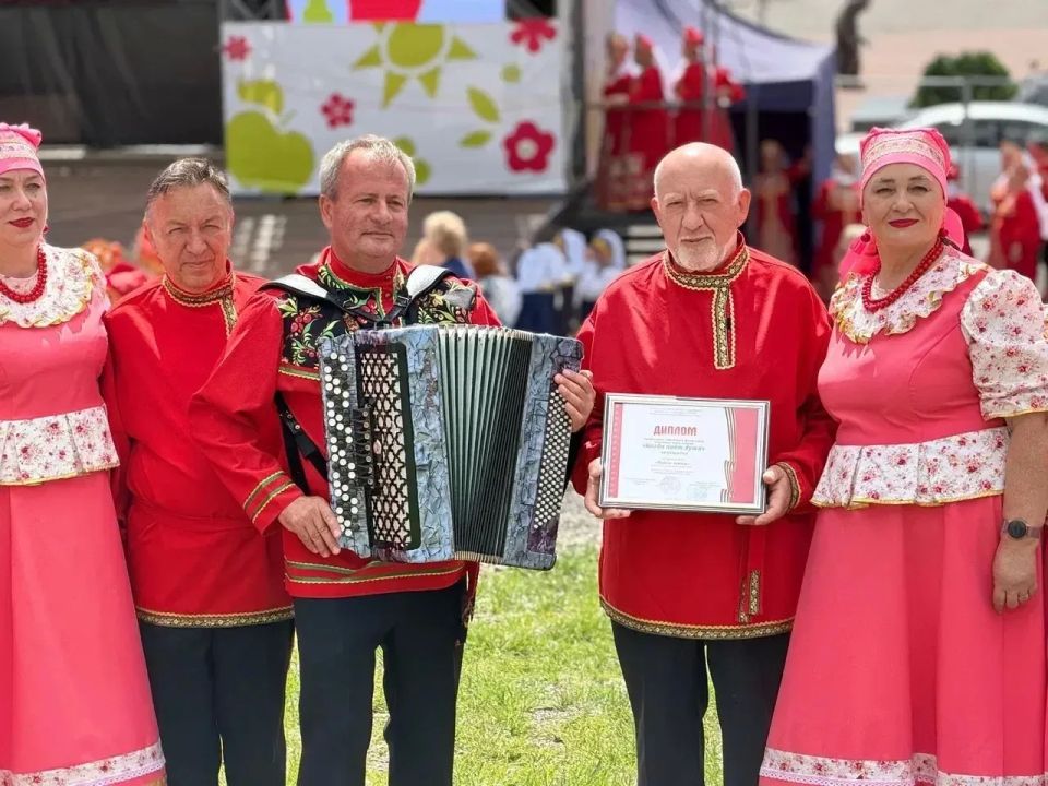 На Полугоре сегодня было весело и душевно! Стартовал фестиваль «Когда поёт душа» На Полугоре сегодня было весело и душевно! Стартовал фестиваль «Когда поёт душа»