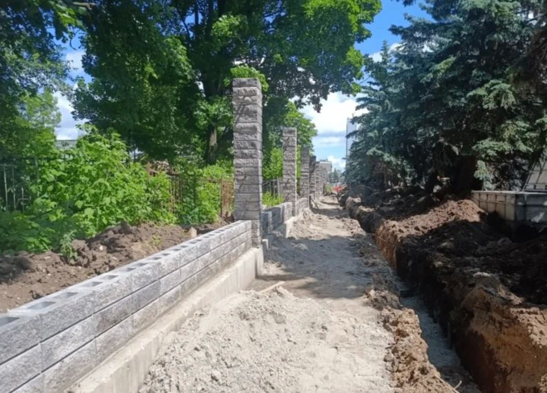 К 9 декабря мемориал в Курске полностью реконструируют