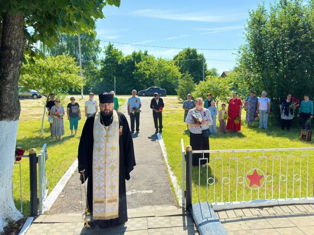 В Советском районе отметили 85ю годовщину начала Великой Отечественной войны В Советском районе отметили 85ю годовщину начала Великой Отечественной войны