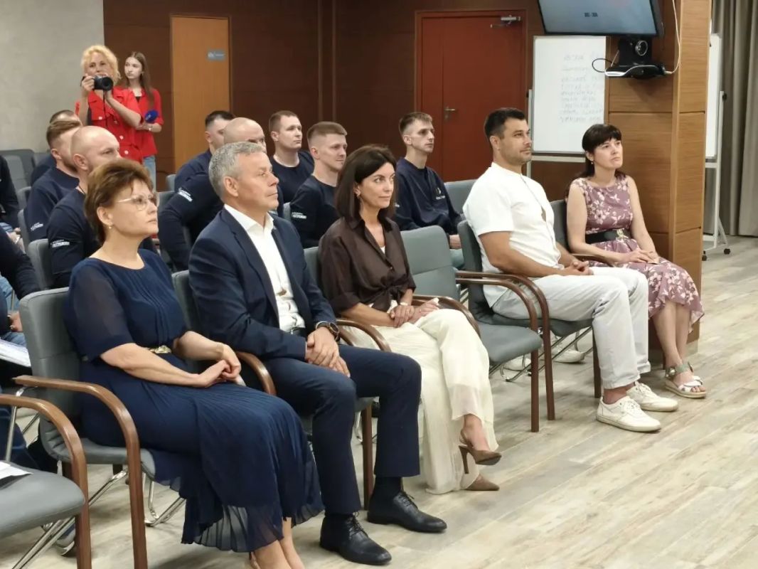 Девять участников программы "Курск Девять участников программы "Курск