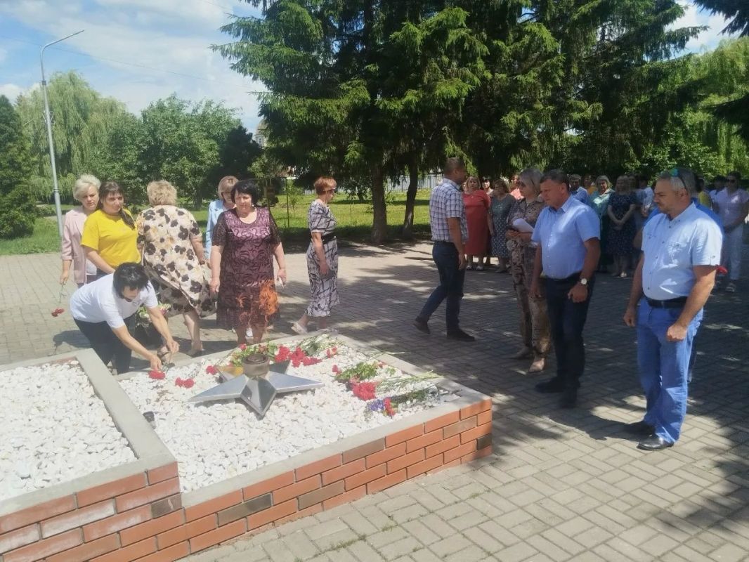 В этом году исполнилось 85 лет со дня начала самой страшной и кровопролитной войны за всё время существования России В этом году исполнилось 85 лет со дня начала самой страшной и кровопролитной войны за всё время существования России