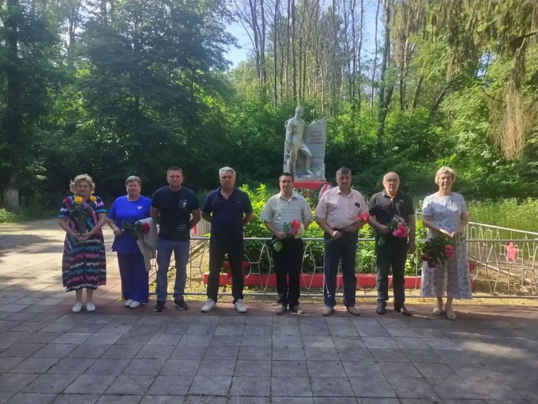 22 июня — одна из самых трагических дат в истории нашей Родины 22 июня — одна из самых трагических дат в истории нашей Родины