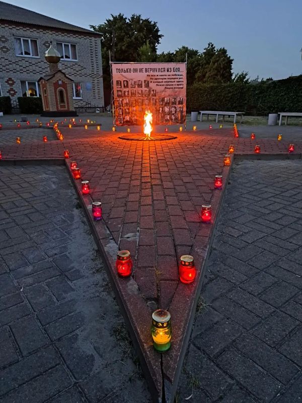 В преддверии Дня памяти и скорби, когда мы вспоминаем 85-летие начала Великой Отечественной войны, Октябрьский район погрузился в атмосферу тишины и размышлений В преддверии Дня памяти и скорби, когда мы вспоминаем 85-летие начала Великой Отечественной войны, Октябрьский район погрузился в атмосферу тишины и размышлений