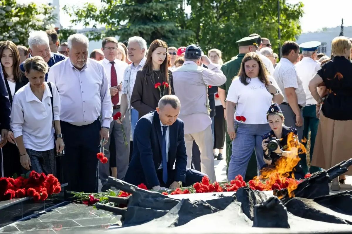 Покуда сердца стучатся, — помните! Покуда сердца стучатся, — помните!