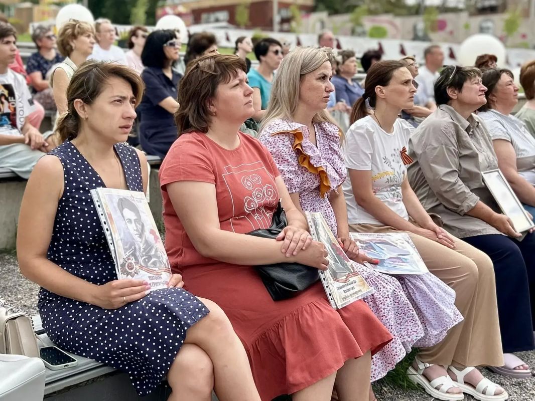 На курской «Полугоре» прошла Всероссийская минута молчания На курской «Полугоре» прошла Всероссийская минута молчания